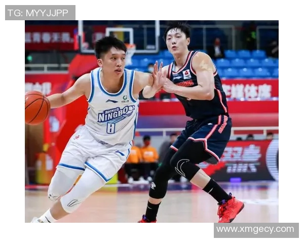 成都羽毛球队以64分领跑挑战赛积分榜展现强劲实力